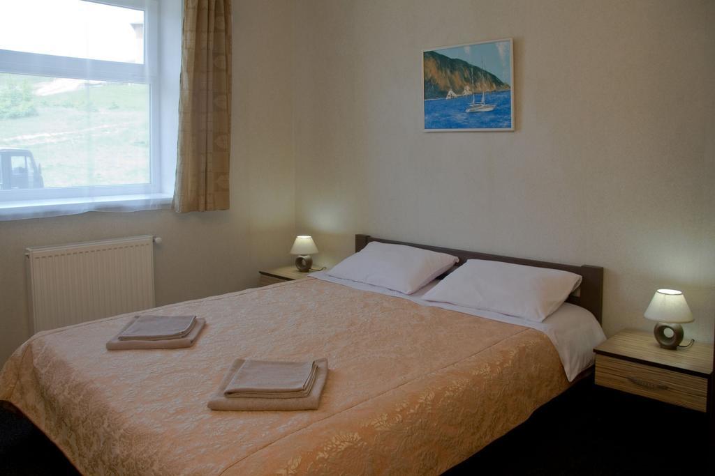 Pik Hotel Dragobrat Extérieur photo
